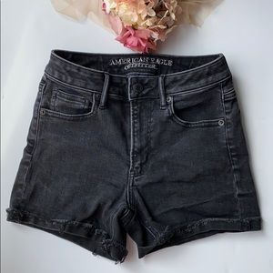 American Eagle Super Hi Rise Shortie Shorts